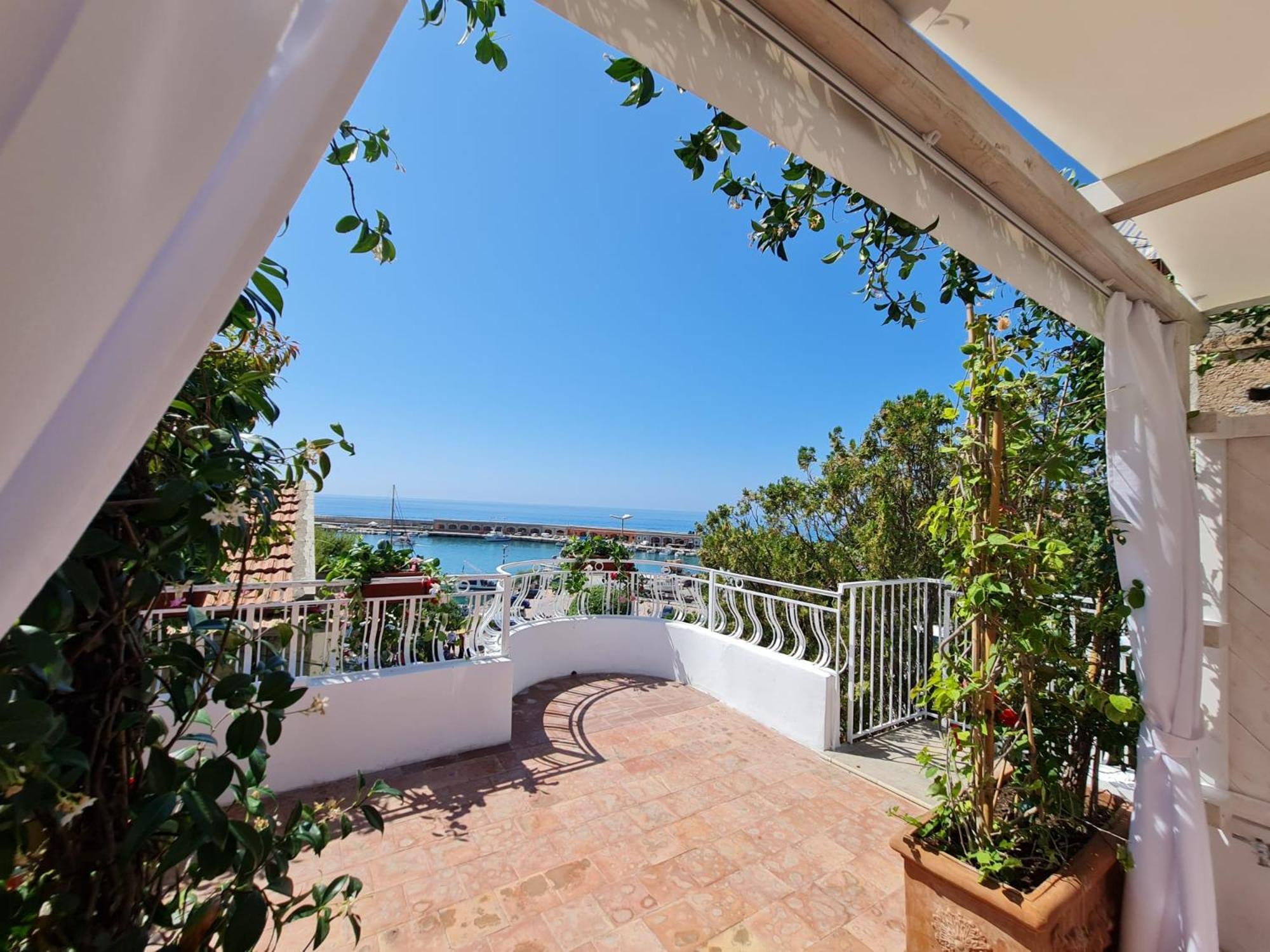 Aparthotel Antica Dimora Donna Filomena Marina di Camerota Esterno foto