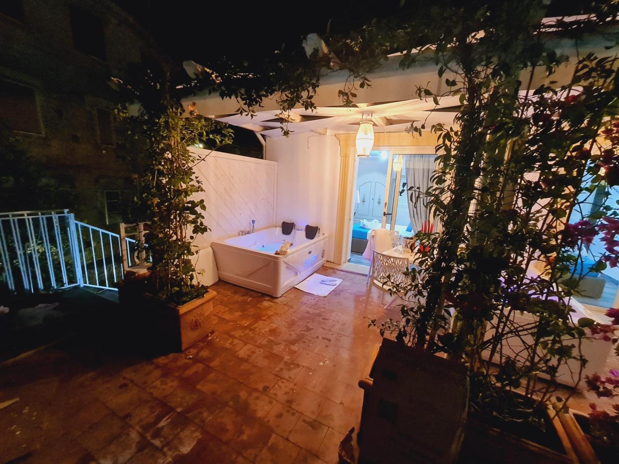 Aparthotel Antica Dimora Donna Filomena Marina di Camerota Esterno foto
